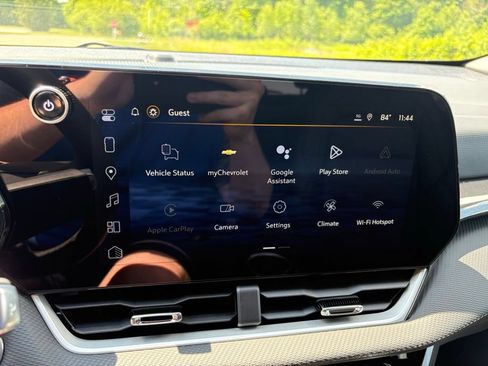 New 2026 Chevrolet Equinox LT w/ Convenience Package II FWD image 22