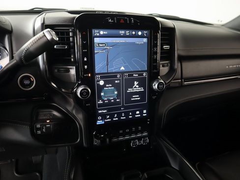 Used 2024 RAM 3500 Limited image 5