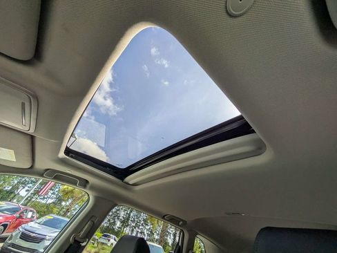 Used 2025 Honda CR-V EX-L image 23