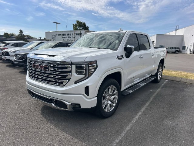 Used 2024 GMC Sierra 1500 Denali AWD/4WD image 1