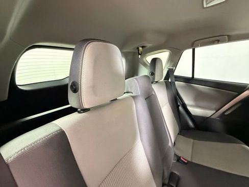 Used 2014 Toyota RAV4 XLE image 26