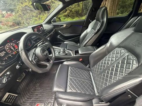 Used 2019 Audi S4 Prestige w/ Prestige Package image 8