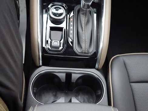 New 2026 GMC Canyon Denali image 15