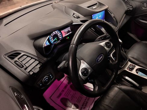 Used 2016 Ford C-MAX Energi SEL image 12