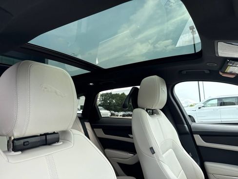 Used 2025 Jaguar F-PACE R-Dynamic S AWD/4WD image 11