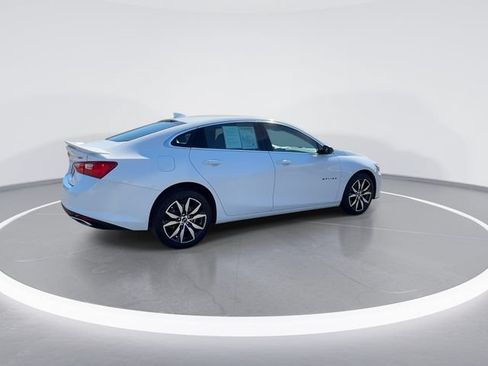 Used 2025 Chevrolet Malibu RS FWD image 8