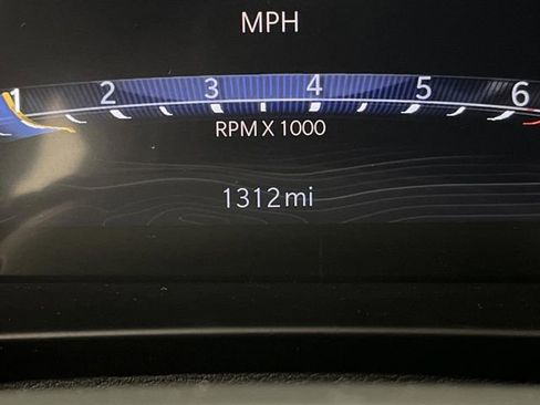 Used 2024 Jeep Grand Cherokee Limited image 6