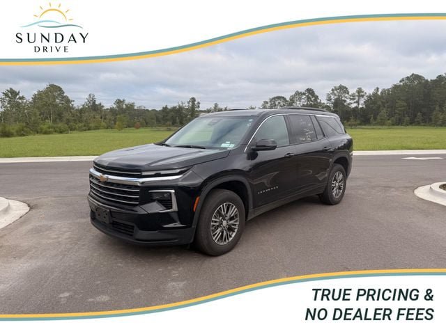 Used 2026 Chevrolet Traverse LT AWD/4WD image 1