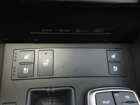 Used 2020 Lexus IS 300 w/ Navigation Package image 40