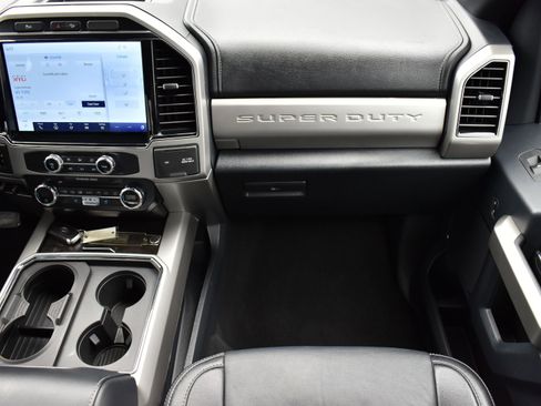 Used 2022 Ford F250 Lariat w/ Lariat Ultimate Package image 38