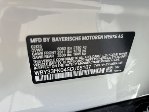 Certified 2025 BMW i5 eDrive40i w/ M Sport Package RWD image 37