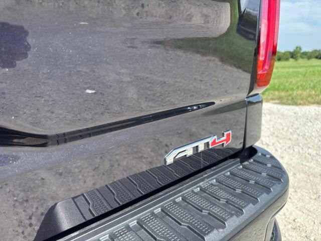 Used 2026 GMC Sierra 1500 AT4 w/ AT4 Premium Package AWD/4WD image 16