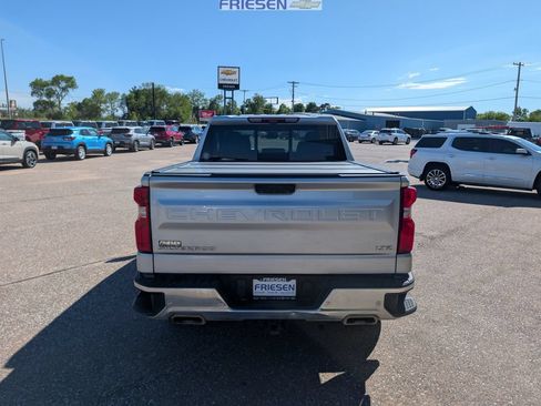 Used 2022 Chevrolet Silverado 1500 LTZ w/ Technology Package AWD/4WD image 4