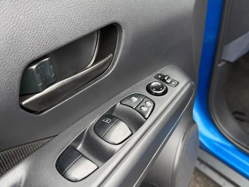 Used 2021 Nissan Kicks S image 16