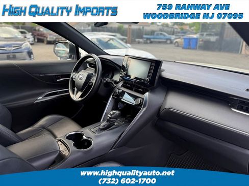 Used 2021 Toyota Venza XLE w/ Softex Package AWD/4WD image 42