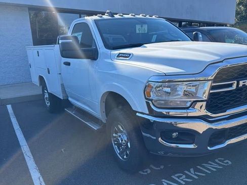 New 2024 RAM 3500 Tradesman image 2