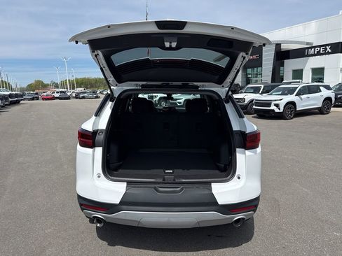 New 2026 Chevrolet Blazer LT FWD image 29