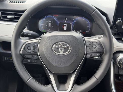 Certified 2025 Toyota RAV4 Limited image 10