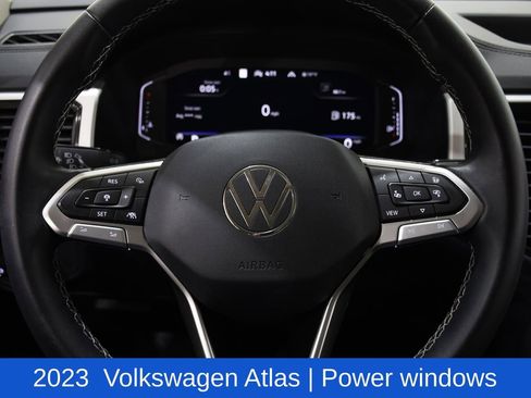Used 2023 Volkswagen Atlas SEL image 11