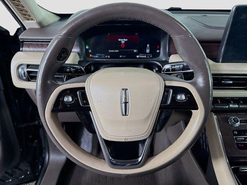 Used 2020 Lincoln Aviator Reserve w/ Equipment Group 201A image 13