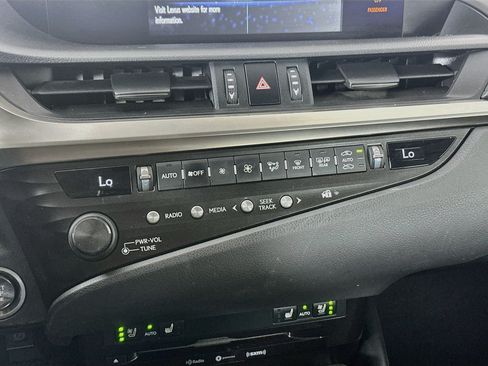 Used 2019 Lexus ES 350 w/ Premium Package FWD image 23