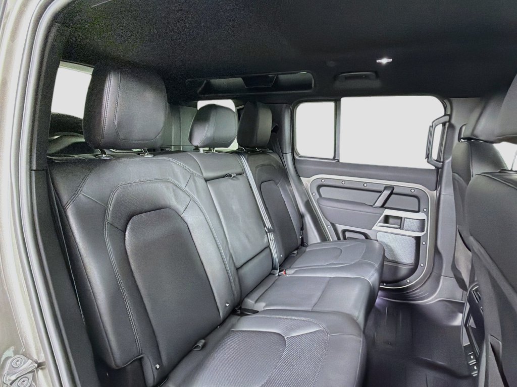 Certified 2023 Land Rover Defender 110 S AWD/4WD image 28