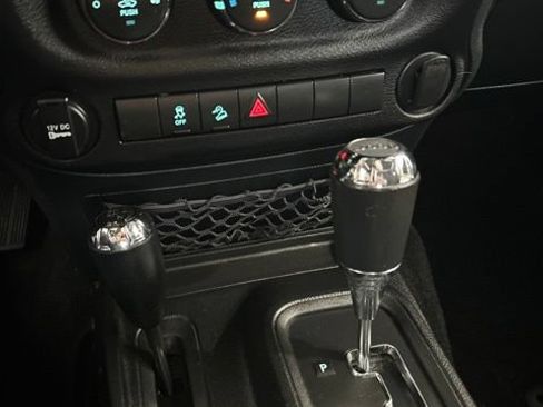 Used 2017 Jeep Wrangler Sport AWD/4WD image 11