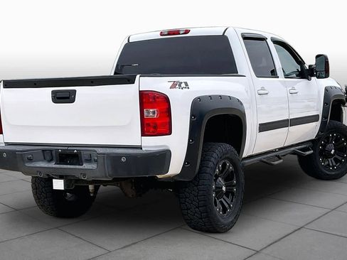Used 2011 Chevrolet Silverado 1500 LTZ w/ LTZ Plus Package AWD/4WD image 12