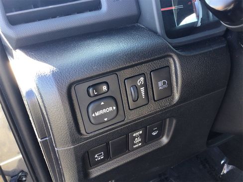 Used 2023 Toyota 4Runner TRD Off-Road Premium w/ Off Road Premium Plus Package image 17