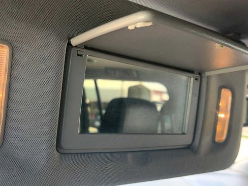 Used 2019 Chevrolet Suburban LT AWD/4WD image 27
