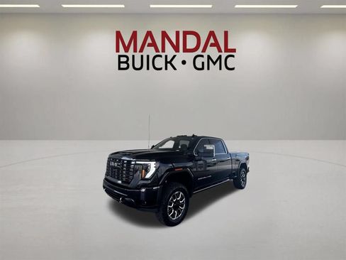 Used 2024 GMC Sierra 3500 Denali Ultimate AWD/4WD image 1