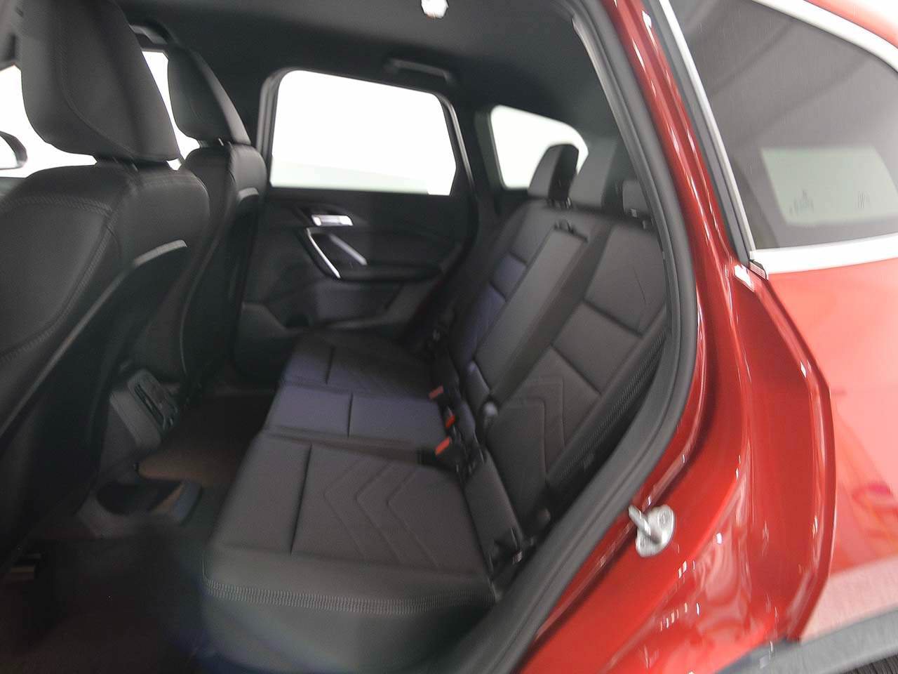 Used 2027 BMW X1 xDrive28i AWD/4WD image 9