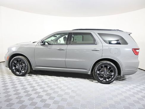 Used 2023 Dodge Durango GT image 3