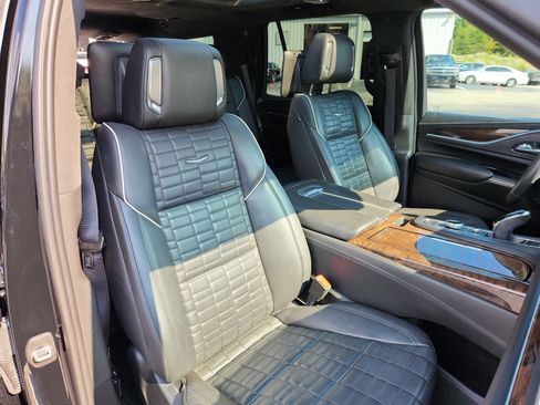 Used 2021 Cadillac Escalade Sport Platinum image 66