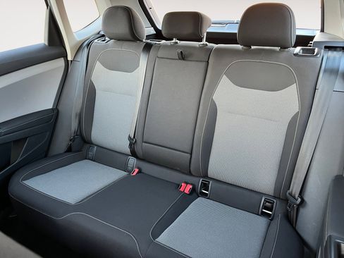 Used 2024 Volkswagen Taos S image 17