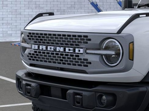 New 2026 Ford Bronco Badlands image 19