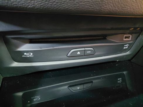 Certified 2021 Chrysler Pacifica Pinnacle AWD/4WD image 46