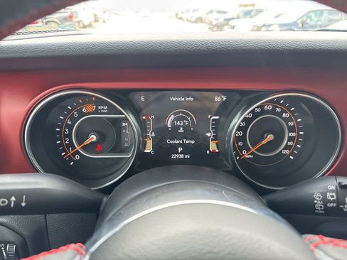 Used 2023 Jeep Wrangler Unlimited Rubicon AWD/4WD image 15