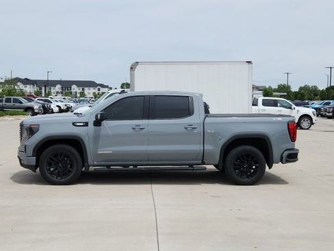 Used 2024 GMC Sierra 1500 Elevation w/ Elevation Premium Package AWD/4WD image 2