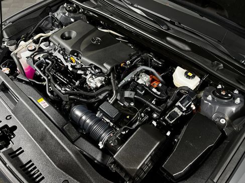 Certified 2025 Toyota Camry LE FWD image 11