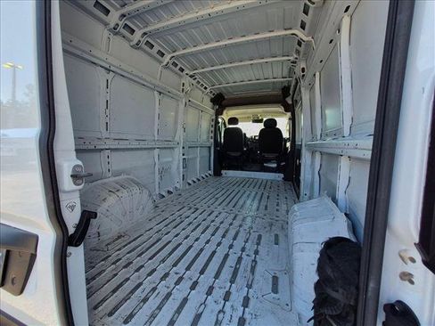 Used 2023 RAM ProMaster 2500 FWD image 7