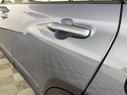 Used 2024 Toyota Corolla Cross L image 23