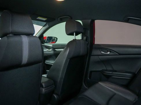 Used 2019 Honda Civic Sport image 18