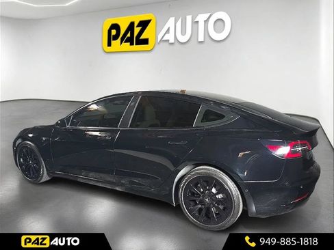 Used 2022 Tesla Model 3 Long Range AWD/4WD image 3
