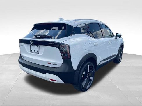 Certified 2025 Nissan Kicks SR w/ Illumination Package AWD/4WD image 5