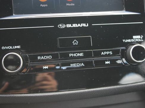 Used 2019 Subaru Impreza 2.0i image 8