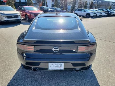 Certified 2024 Nissan Z Performance w/ Floor Mat Package image 5