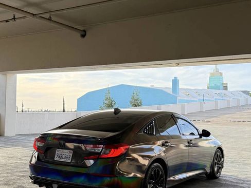 Used 2018 Honda Accord LX image 12