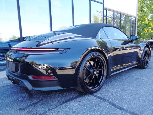 Used 2026 Porsche 911 Carrera 4 GTS AWD/4WD image 12