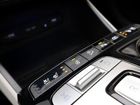 Used 2022 Hyundai Tucson Limited image 27